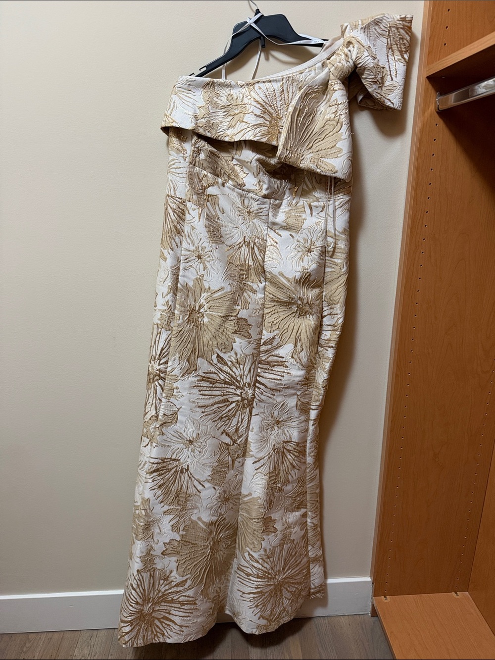 Donna Karan Cream and Gold Floral Off-Shoulder Maxi Dress